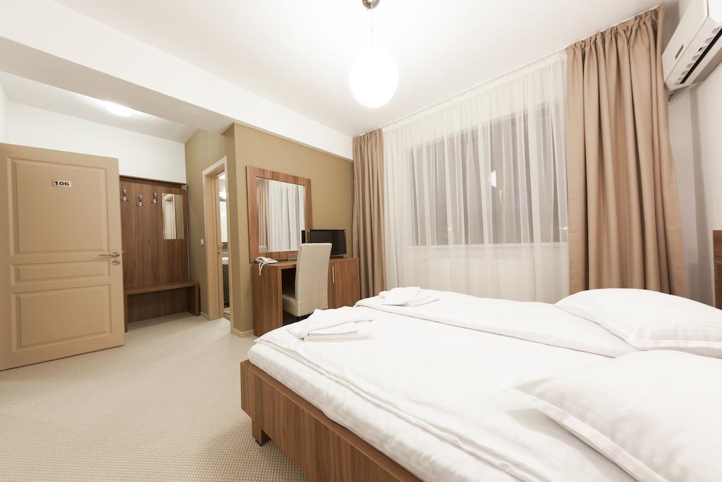 Hotel Mariss Alba Iulia Zimmer foto